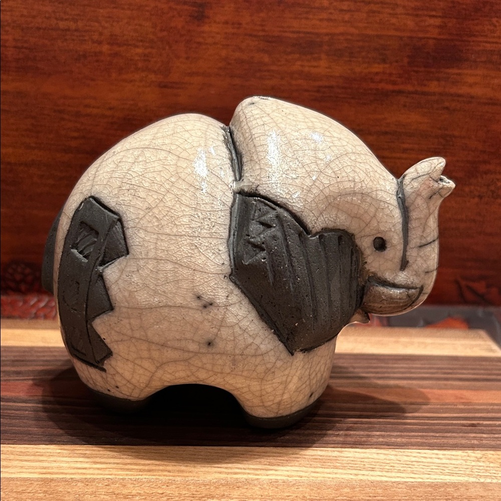Gerhard De Beer Crazy Clay Elephant Raku Pottery Figurine 4" x 5.5"